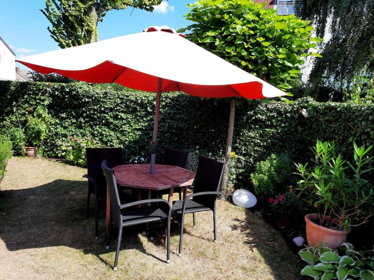 Wohnen In Einer Privatstrasse Marl Exterior foto